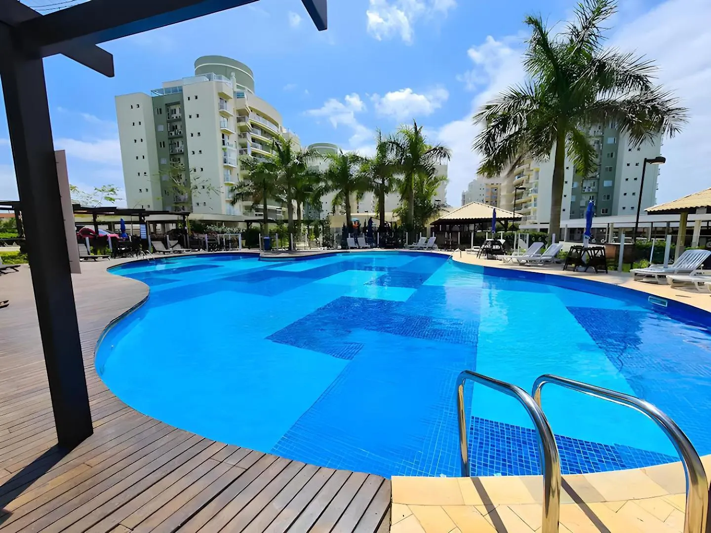 Espetacular Vista Infinita Mar, Beto Carrero, Club Apartment Penha  Brazil